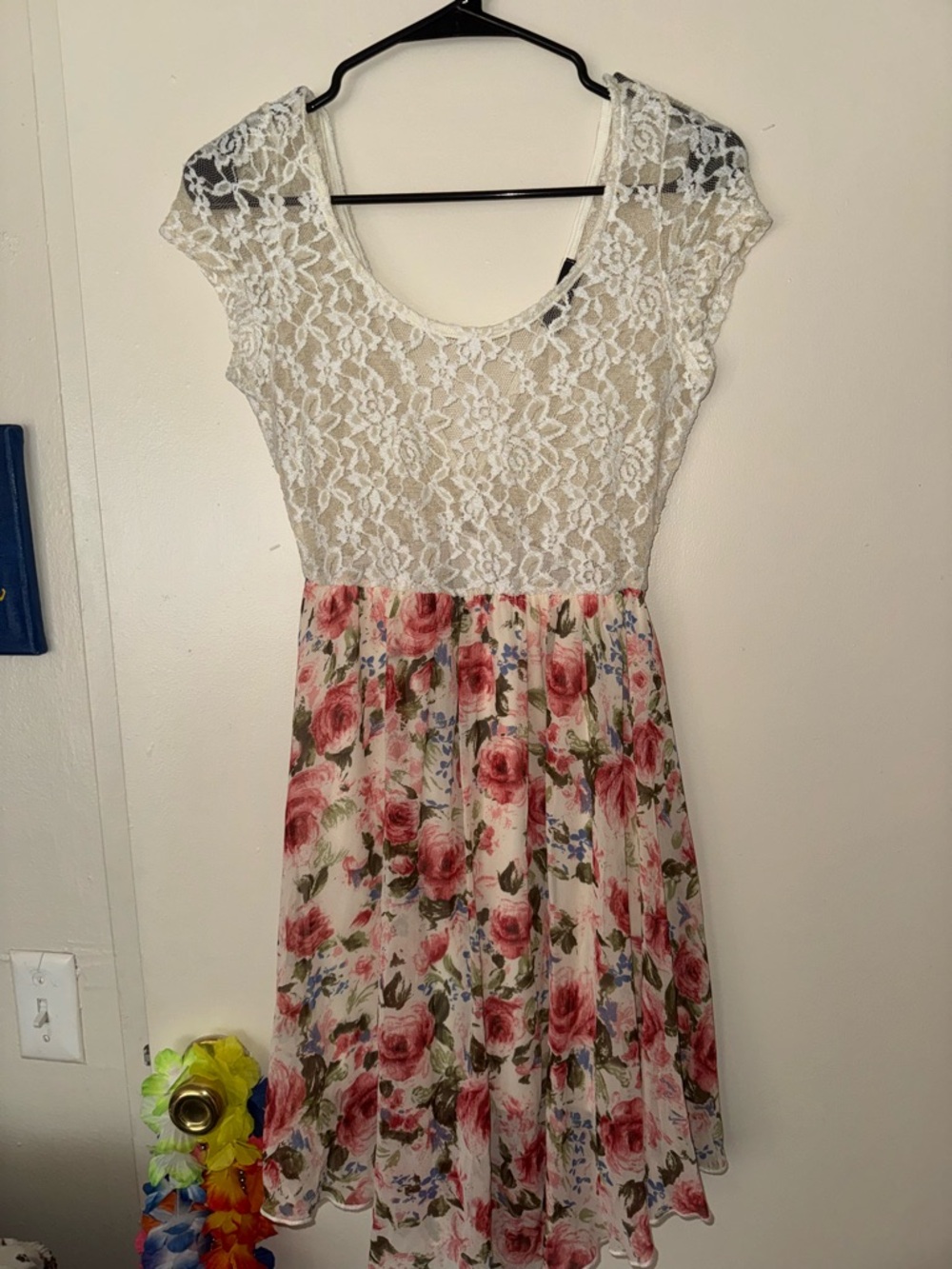 Floral Lace Short Sleeve A-Line Dress - White & Pink